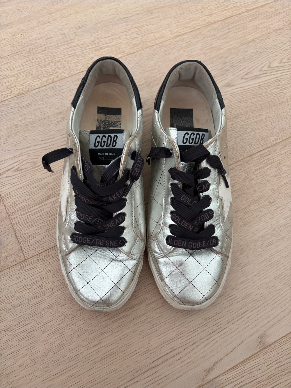 RARE Golden Goose Metallic Gold Quilted Low-Top Sneakers with Black Laces Sz 37